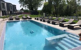 25h SPA-RESIDENZ Apartment LUXURY POOLs Garden private Beach